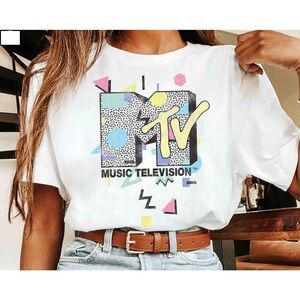 MTV Retro Shape Design Logo Graphic Shirt